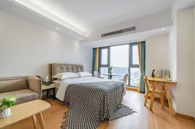 Five Points Hotel (Gaosha Road Subway Station) Hotels near College of Software Engineering, Hangzhou University of Electronic Science and Technology