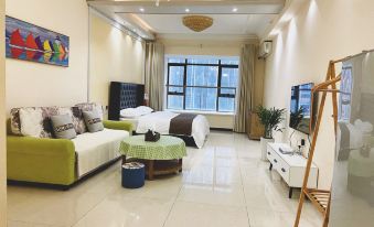 Guilin Luxi Warm Theme Homestay (Guilin Evergrande Plaza North Railway Station)
