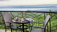 LAKE NAKURU SOPA LODGE - Scenic