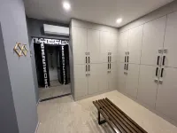 Spa, Gym, Pool, Netflix Included, Central