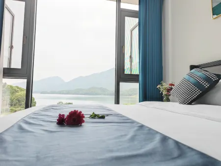 Qishan Xihaiguanhu Villa Отели рядом с достопримечательностью «Zhelin Lake Peach Blossom Creek Rafting Scenic Area»