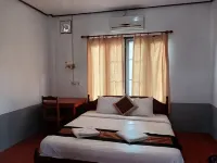 Riverside Garden Hostel