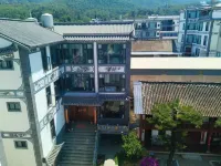 Ideal Homestay in Rice Fields Hotels near Dengchuan Milk (Eryuan Dengchuan Hospital Northeast)