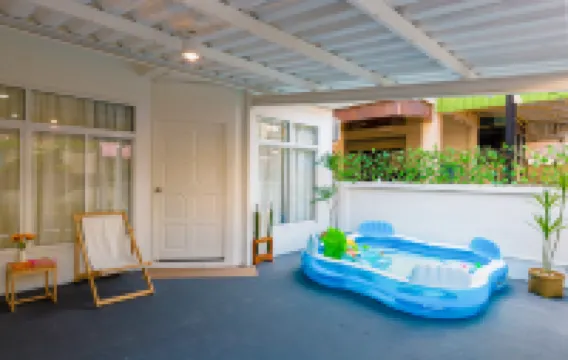 Ratchada Retreat Bespoke Urban Villa 3