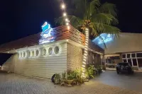 RedDoorz Plus @ Hotel Pantai Timor Hotel a Kupang