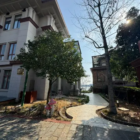 Liuye Lake Xingfu Bridge Guesthouse