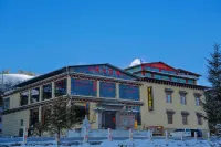 Shangri-La Lukou Manor Hotels near Wangyeju Camping Base