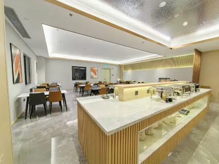 Venice Ting Hotel Отели рядом с достопримечательностью «Jiuxian Mountain»