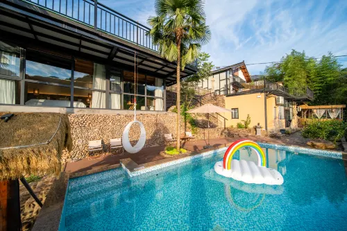 Tonglu Linyuxi Homestay - 프라이빗 풀
