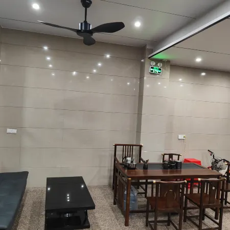 Hongxin Hotel