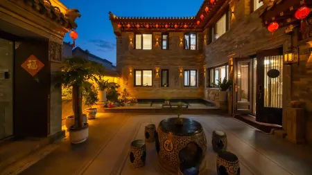 Nine rooms in Yun Mansion