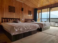 Longsheng Zhuangjia Lou Chinese Inn Hotels near Jiulong Five-Tiger Scenic Spot