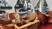 Lingshi Sipure Hotel