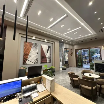 Phoenix Business Hotel