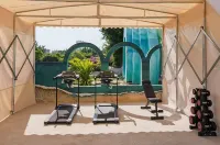 Beihai Four Seasons Sea Language Hotel