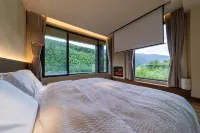 Rishang Sangan | Lipan · Private Hot Spring Villa (Siguniang Mountain Scenic Area) Hotels in Xiaojin County