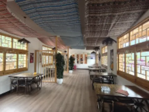 Lakeo Shanyin Homestay Hotel di Maguan