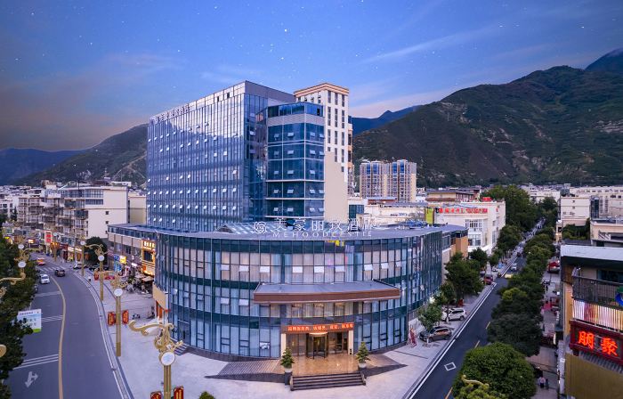 Mehood Lestie Hotel