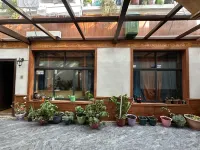 Kula Kangri • Mountain & Lake  Retreat Hotels in Lhozhag