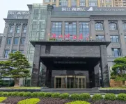 DongJiangLake Hotel