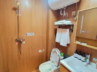 Yunfeng Hotel (Guangping Railway Station Branch) Hotels in Guangping