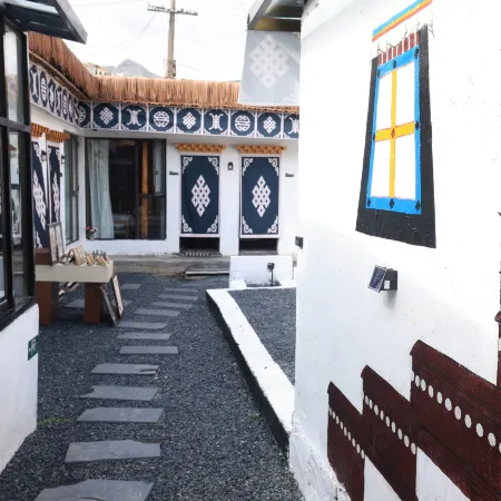 ME-LONG B&B