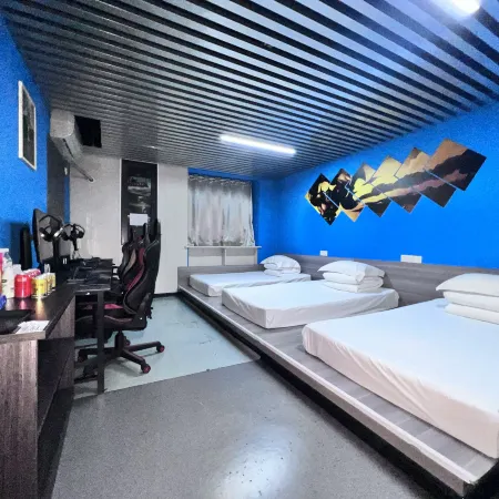 Sanrenyou E-sports Homestay (Huijin Plaza)