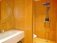 Fengjin Hotel - Parkplatz