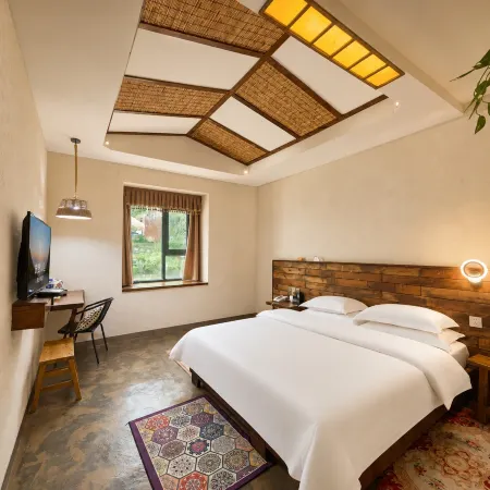 Rockland Meisu Hotel (Daocheng Yading Scenic Area Visitor Center)