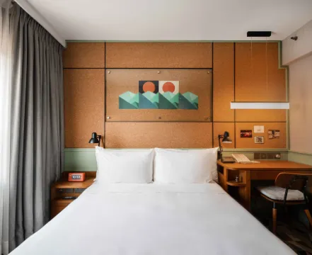 Eaton HK (Langham Hospitality Group)