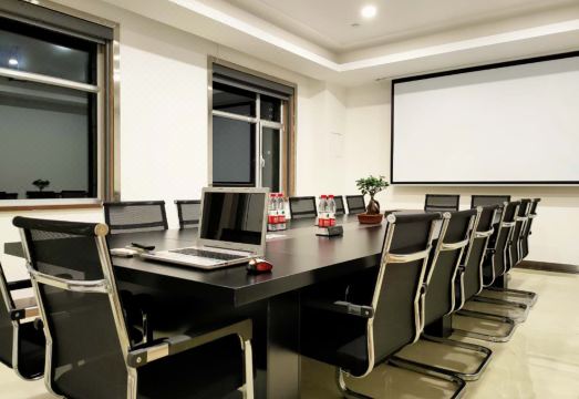 Jiayuguan Pass Fantawild Flagship Hotel