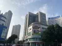 Changzhou Yueming·Four Seasons Light Hotel (South Street Pedestrian Street Branch) Hotels near Qingguo Alley