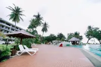 Tunamaya Beach & Spa Resort Desaru - Beach
