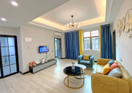 Hailingdao H Xiaocunjukezhan Chinese Inn