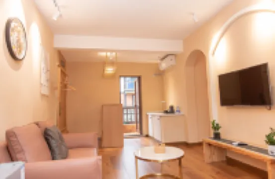 峨眉山霏林印民宿