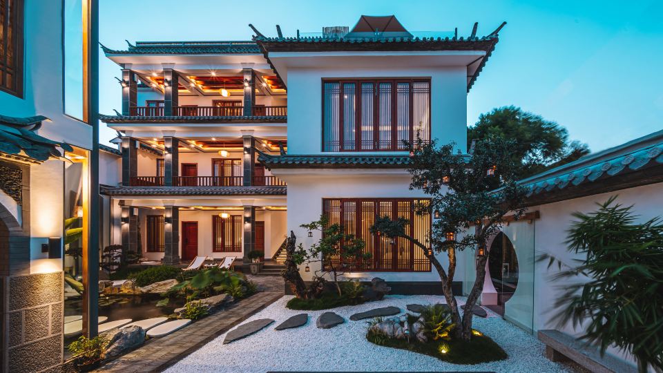 Shenglan View Sea Light Luxury Courtyard in Dali