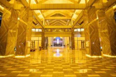 三亞班蘭中州國際大飯店（三亞灣鳳凰機場店） 天涯小鎮附近的飯店