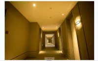 Homeinn Selected Hotel (Yishui Xinhua Road Underground Grand Canyon Scenic Area) Hôtels à : Yishui