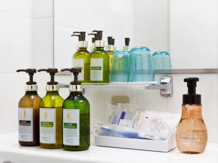 Hotel Wing International Premium Tokyo Yotsuya Отели рядом с достопримечательностью «Shineiji Temple»