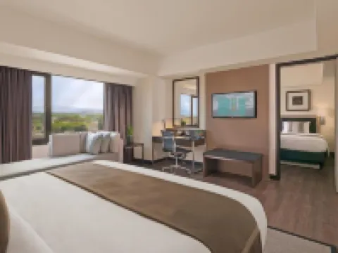 เซดา นูวาลี ลากูนา เนียร์ ตาไกไต โรงแรมในลากูนา