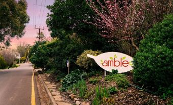 Amble at Hahndorf