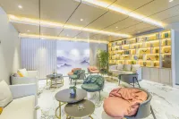 QIANNA HOTEL GLORIOUS (Jiyuan Municipal Government)
