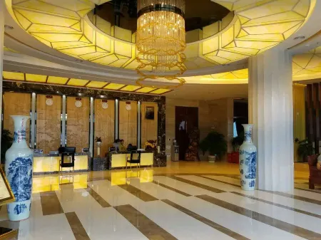 Ziyun Dongzimen Hotel