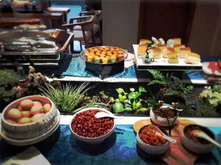 Weston Hotel (Nanchong Railway Station Store) Отели рядом с достопримечательностью «Nanchong Professional Technic College»