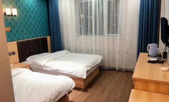 Lixian Xinyi Hotel - Housity