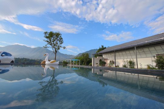 庐山西海在水一方民宿