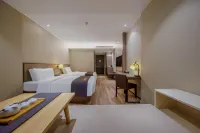 Homeinn Plus Hotel (Danyang Glasses Industrial Park Railway Station) Hotel dekat Ming and Qing Dynasties Stone Archway