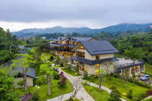 Wuzhishan Minglanshe