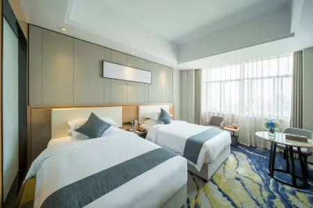 GanZhouXiangjiangwan International Hotel (South Gate Ancient City Wall)