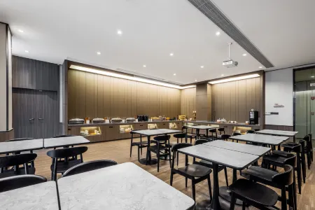 HanTing Hotel (Nanchang Jiahai Industrial Park) Отели рядом с достопримечательностью «Jiangxi University of Science and Technology (Wuhu Campus)»